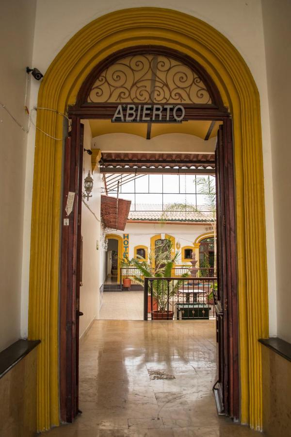 Hotel Real De Cortés Xalapa Buitenkant foto